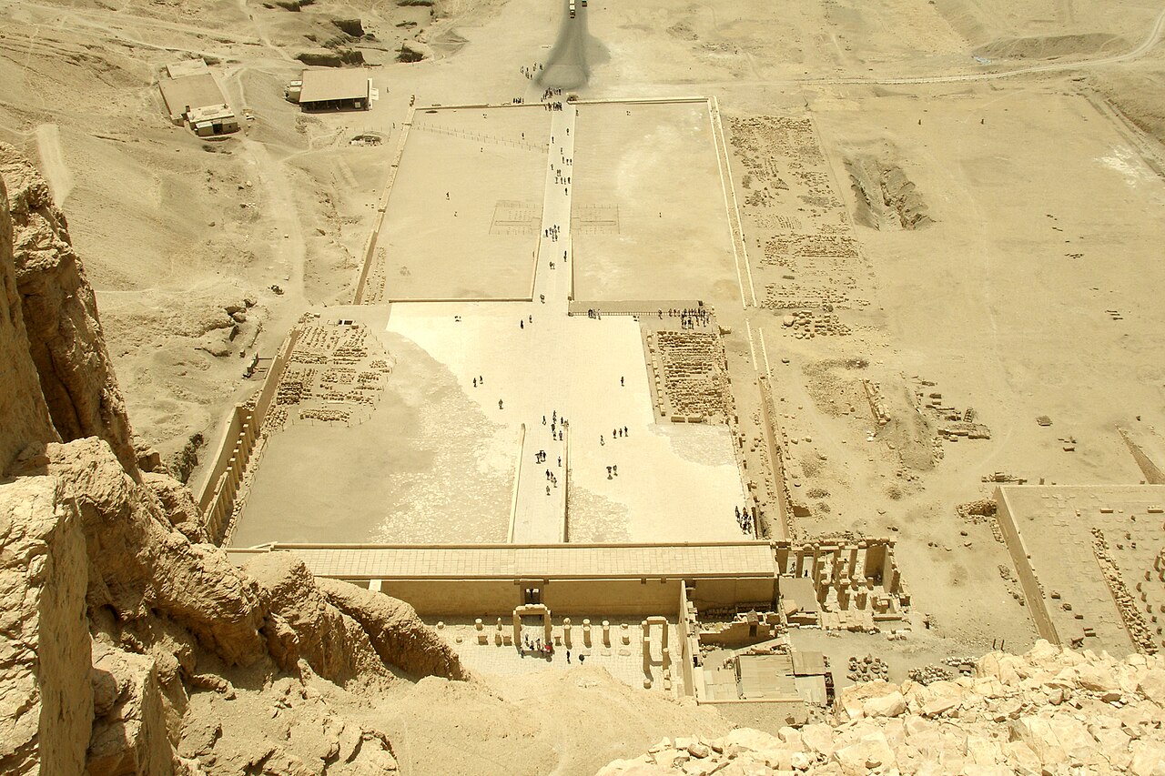 La falesia di Deir el-Bahari