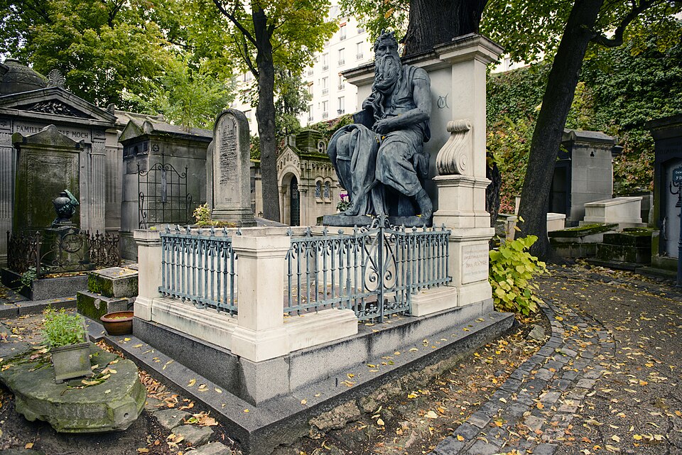 Cimetière de Montmartre : tombes célèbres, horaires et accès
