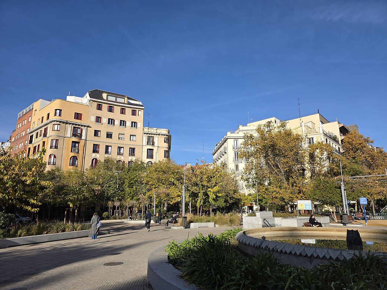 La plaza de Olavide, place centrale du quartier de Chamberí