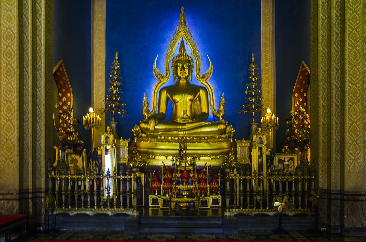 Le Phra Buddha Chinnarat